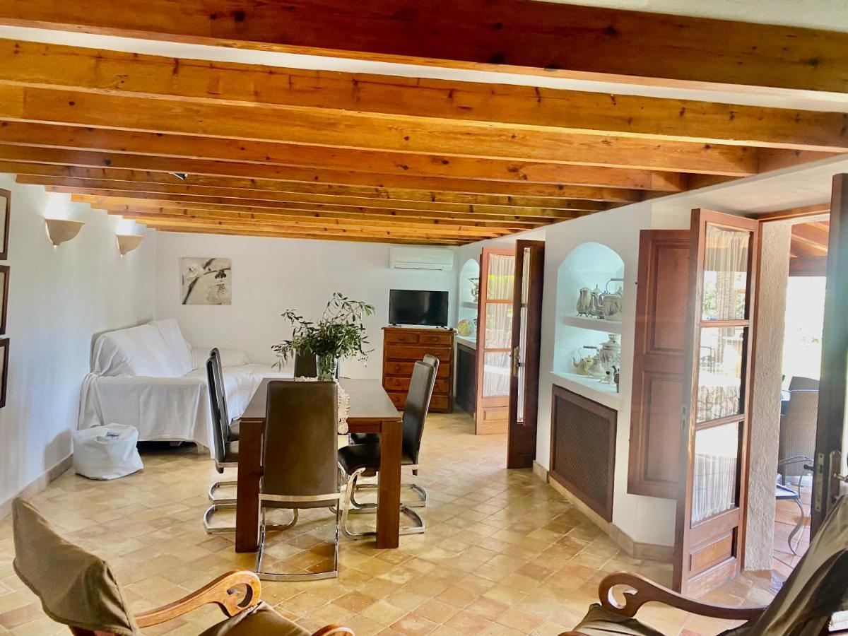 Puerto De Pollensa Villas And Apartments, With Private Mountain Ideal For Runners, Trailers,Near Puerto Pollensa Beach Approximately 5 Minutes Walking, Unique Experience In A Ullal Old Typical Mallorca House With Private Mountain And Near To The Beac المظهر الخارجي الصورة
